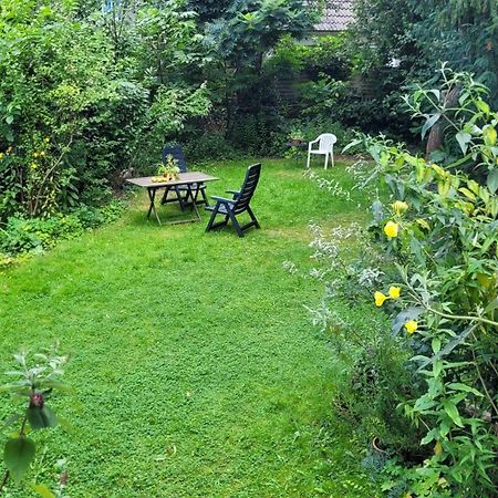Ganze Wohnung Mit Garten BRE Dış mekan fotoğraf
